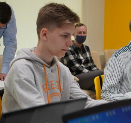 Менеджер киберспорта